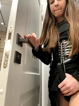 yourfavpsy  online show from 11-30-25, 02:18