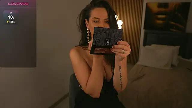 BarbaraXoXoX online show from 10-27-25, 05:52