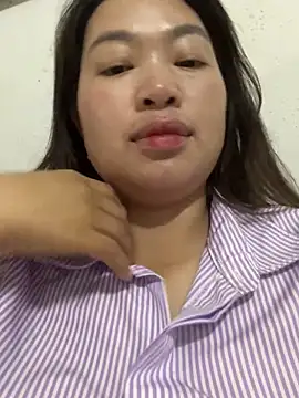 Nhung584 online show from 10-20-25, 01:29