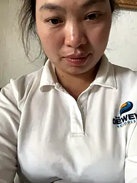 Nhung584 online show from 10-07-25, 08:04