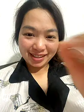Nhung584 online show from 10-18-25, 12:07