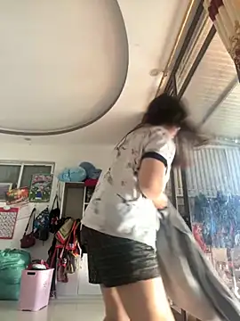 Nhung584 online show from 10-18-25, 12:01