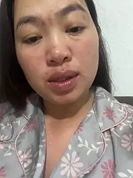 Nhung584 online show from 10-22-25, 12:37