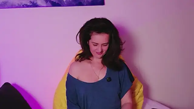 Witch in Silk online show from 03-12-26, 08:02