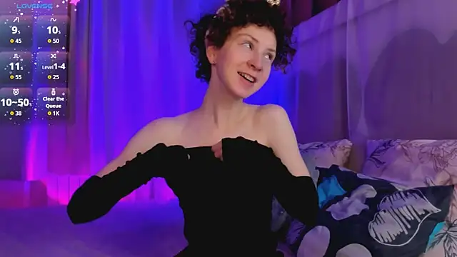 M1BabyG1rl online show from 12-15-25, 09:26