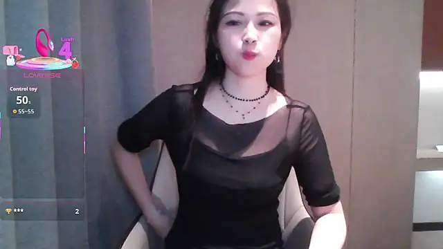 qinerOIO online show from 09-09-25, 02:26