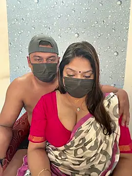 Snapshot of Horny_Kavita chatting on 12-22-25, 07:41 Horny Kavita online show from 12-22-25, 07:41