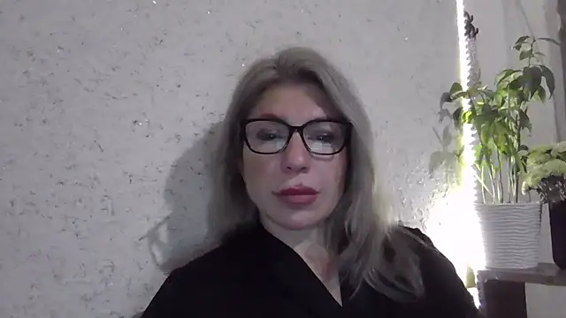 fox red lady7 online show from 12-05-25, 08:50