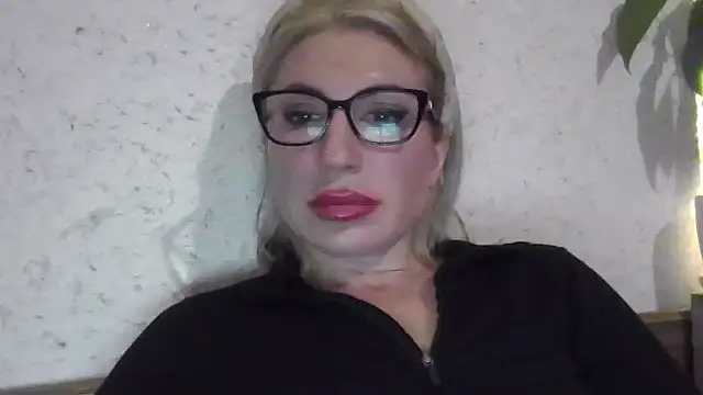 fox red lady7 online show from 04-19-26, 08:55