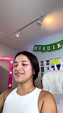 LUNAA    online show from 07-10-26, 03:28