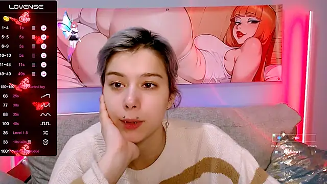 Snapshot of SophieAsh chatting on 10-14-25, 07:20 SophieAsh online show from 10-14-25, 07:20