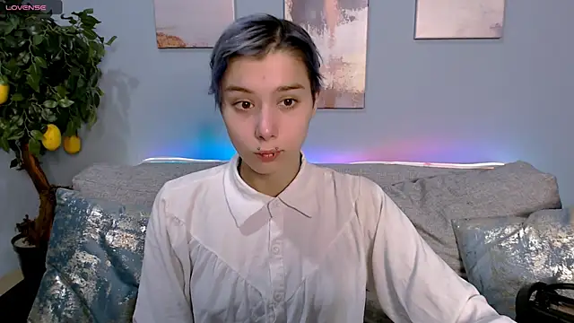 Snapshot of SophieAsh chatting on 09-25-25, 06:52 SophieAsh online show from 09-25-25, 06:52