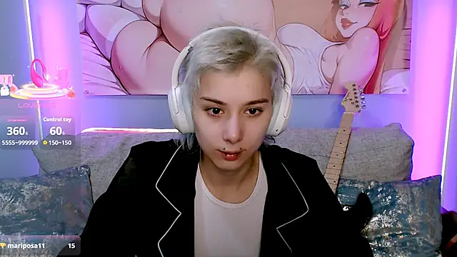 Snapshot of SophieAsh chatting on 10-31-25, 07:05 SophieAsh online show from 10-31-25, 07:05