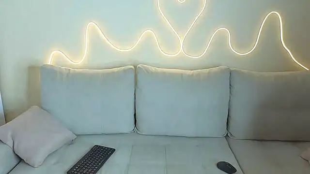 KathrynBrooks online show from 03-31-26, 03:47