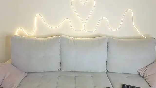 KathrynBrooks online show from 04-20-26, 03:57