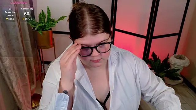 Mia Ray online show from 11-14-25, 05:27