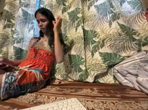 Snapshot of asya_chris chatting on 06-10-26, 09:43 asya chris online show from 06-10-26, 09:43