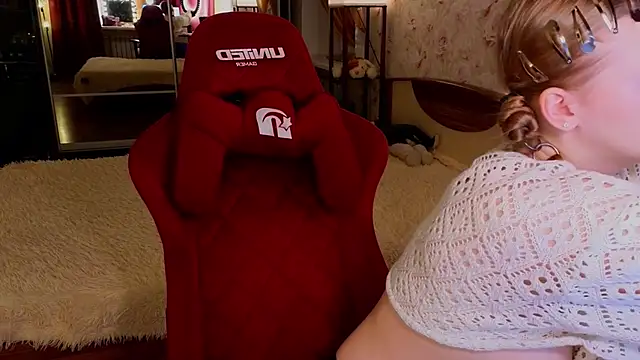 Jenny Skinner20 online show from 12-19-25, 07:27