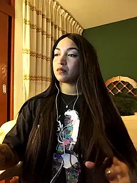 FallsForHerSmile online show from 03-22-26, 09:00