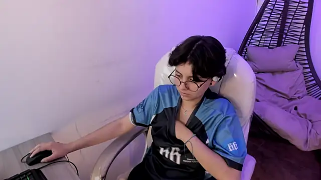 Nathaly ds online show from 10-16-25, 07:49