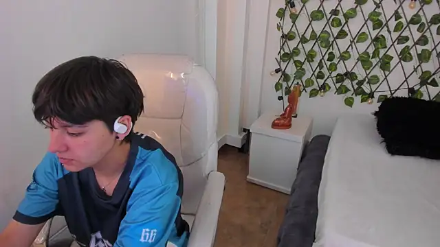 Nathaly ds online show from 11-27-25, 12:05