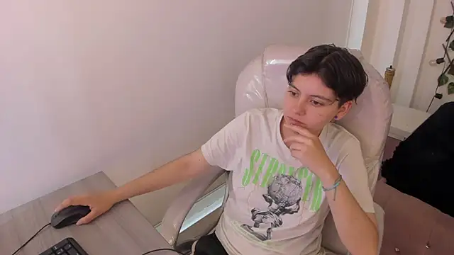 Nathaly ds online show from 10-21-25, 07:24