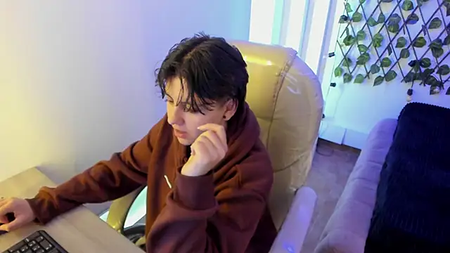 Nathaly ds online show from 10-13-25, 07:26