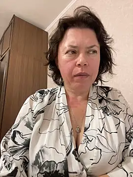 Kiravix online show from 11-23-25, 05:23