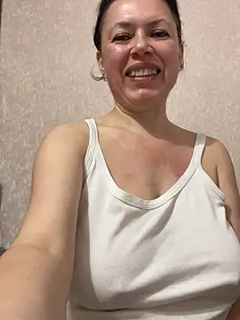 Kiravix online show from 04-13-26, 06:56