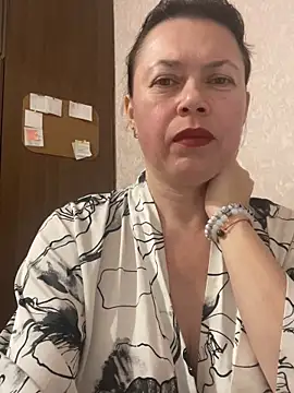 Kiravix online show from 02-24-26, 07:48