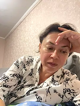 Kiravix online show from 10-10-25, 05:47