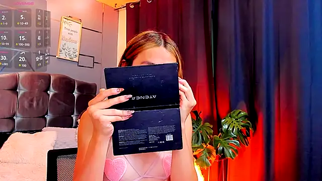 antonellastar24  online show from 12-03-25, 03:11