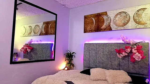 antonellastar24  online show from 10-10-25, 08:31