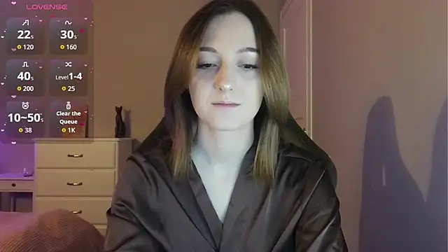 white liillyy online show from 04-16-26, 09:39