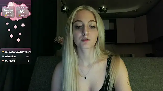 white liillyy online show from 09-18-25, 11:19