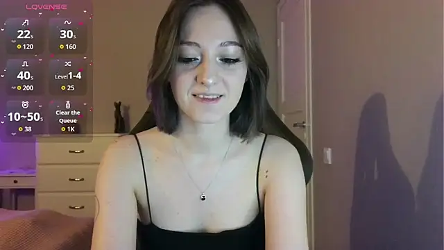 Snapshot of white_liillyy chatting on 05-17-26, 09:15 white liillyy online show from 05-17-26, 09:15