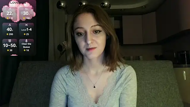 white liillyy online show from 10-26-25, 07:14