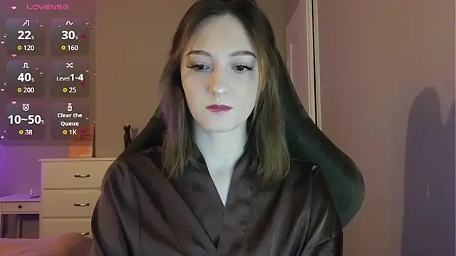 white liillyy online show from 04-14-26, 12:26