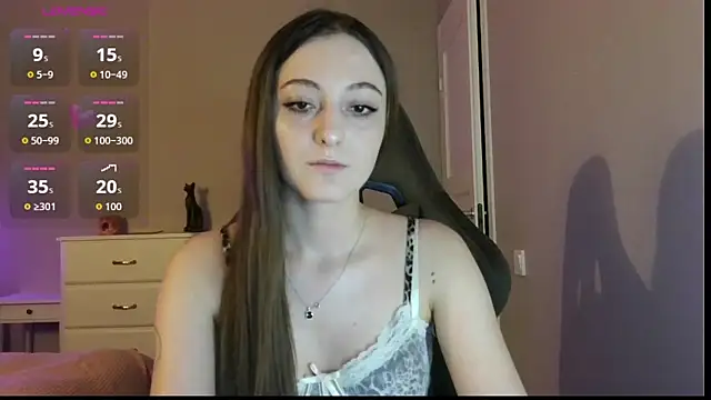 Snapshot of white_liillyy chatting on 06-27-26, 09:21 white liillyy online show from 06-27-26, 09:21