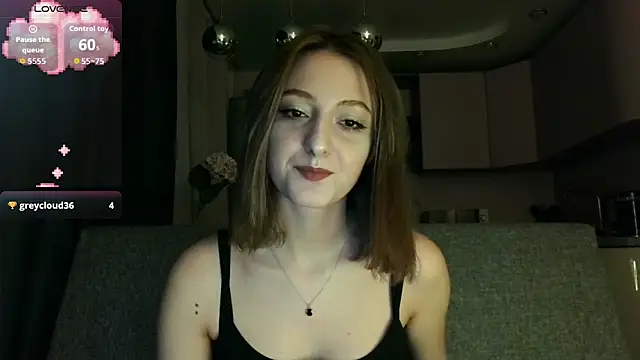 white liillyy online show from 10-27-25, 07:37