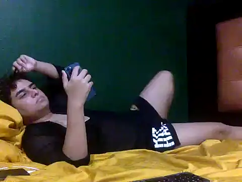 Snapshot of Thiagoforyou chatting on 10-16-25, 05:38 Thiagoforyou online show from 10-16-25, 05:38