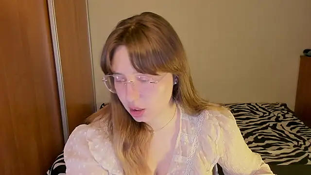 Snapshot of just_fucked777 chatting on 06-25-26, 01:14 just fucked777 online show from 06-25-26, 01:14