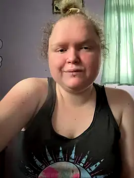 KadiSparkle online show from 09-24-25, 03:40