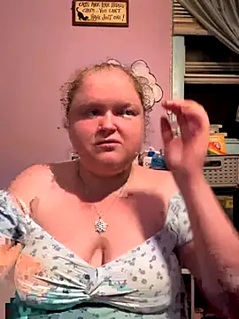 KadiSparkle online show from 09-30-25, 02:39