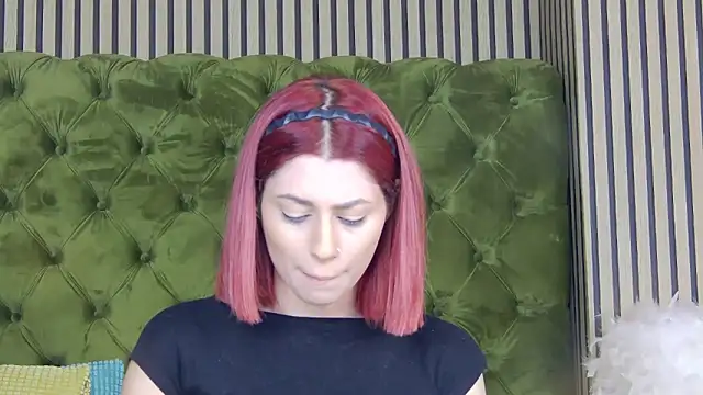 LunaHart online show from 02-22-26, 09:11