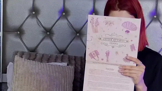 LunaHart online show from 03-11-26, 05:45