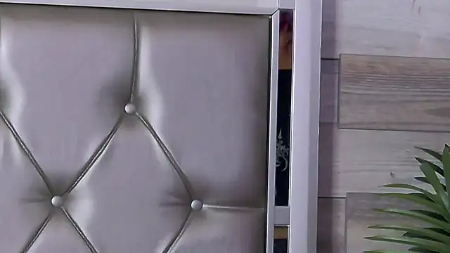 LunaHart online show from 04-07-26, 02:57