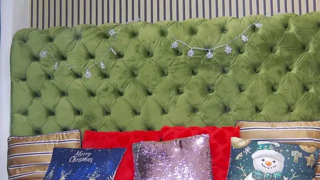 LunaHart online show from 01-13-26, 11:58