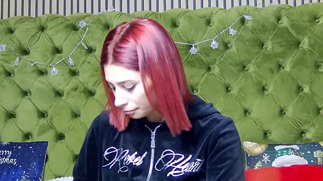 LunaHart online show from 01-14-26, 03:04