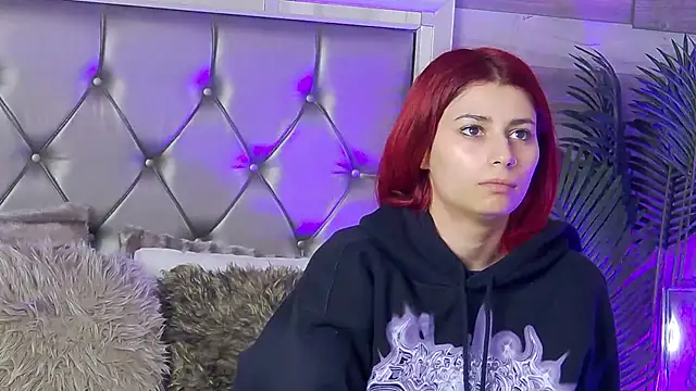 LunaHart online show from 03-17-26, 04:26